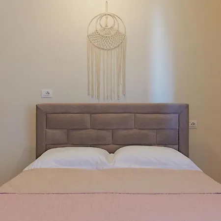 Marin Lägenhet Sarandë