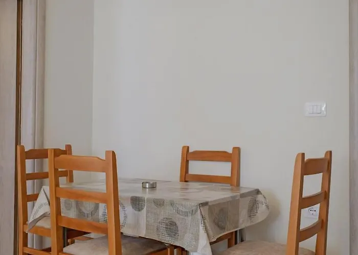 Marin 公寓 Sarandë